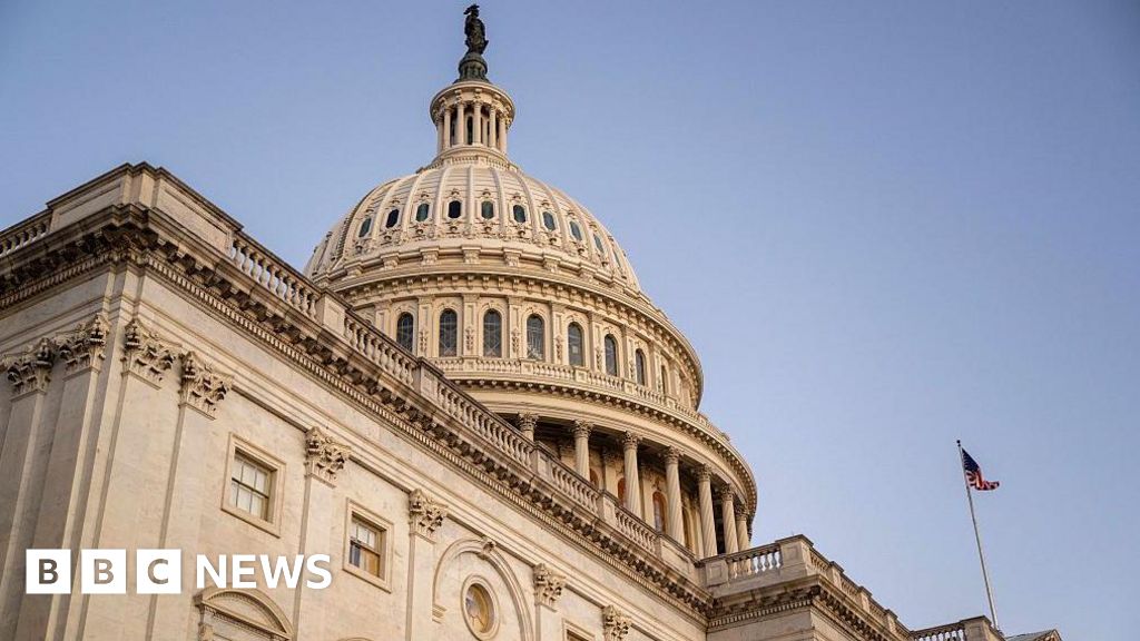 Senate votes 47-53 to block war powers resolution limiting Trump's military operations against Iran.