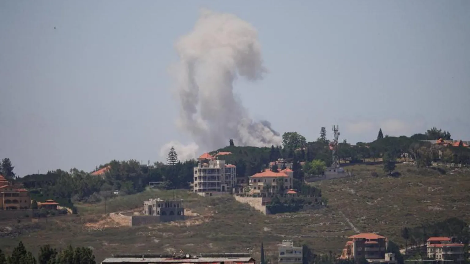 Israeli airstrikes continue targeting southern Lebanon amid escalating tensions and stalled ceasefire negotiations.