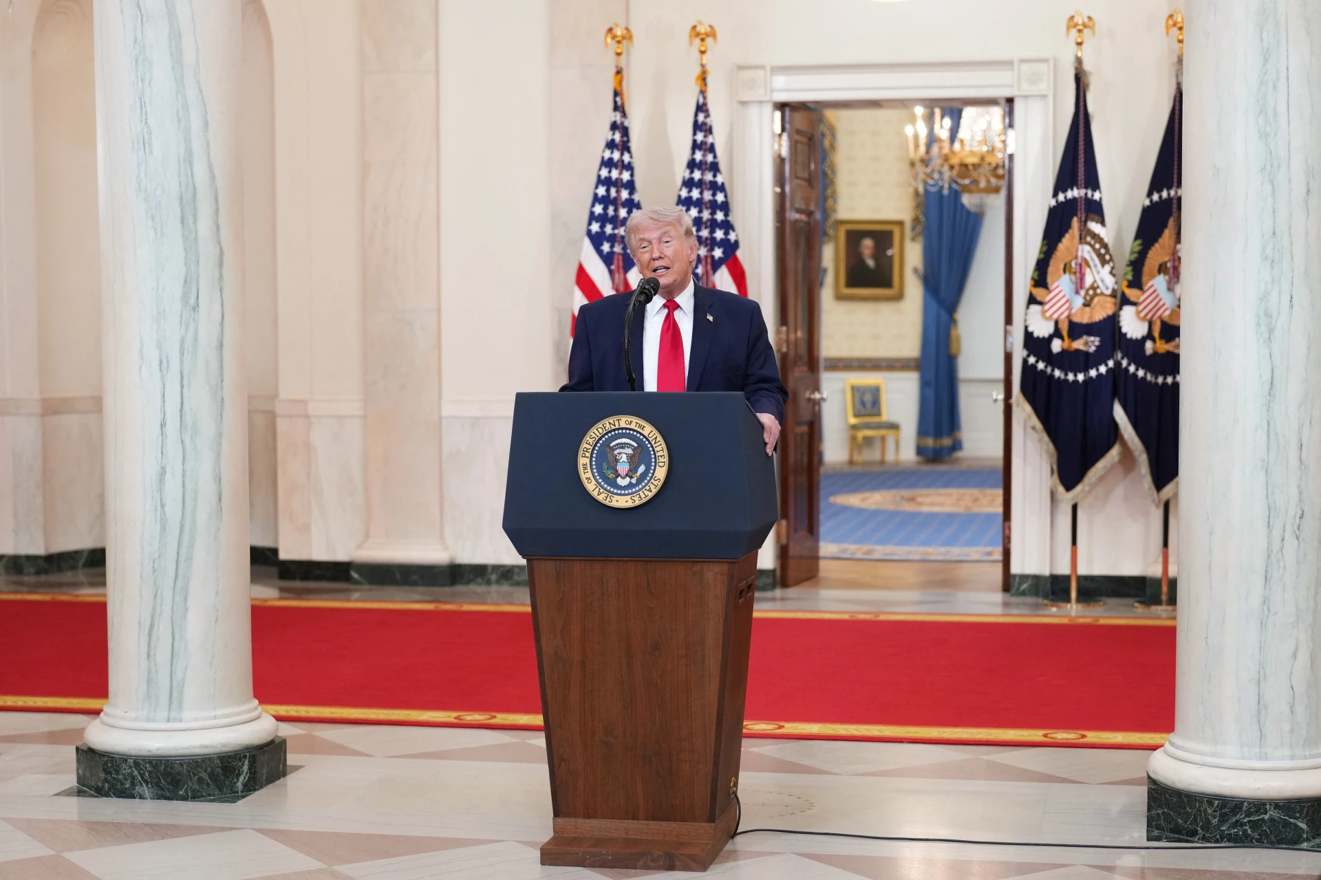 2026-04-02T013247Z_953489063_RC2PGKAYA5ZQ_RTRMADP_3_IRAN-CRISIS-TRUMP-ADDRESS_f78ed0.jpg